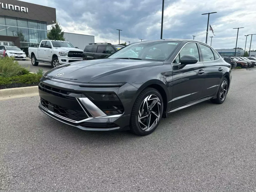 2025 Hyundai Sonata SEL Convenience photo 1