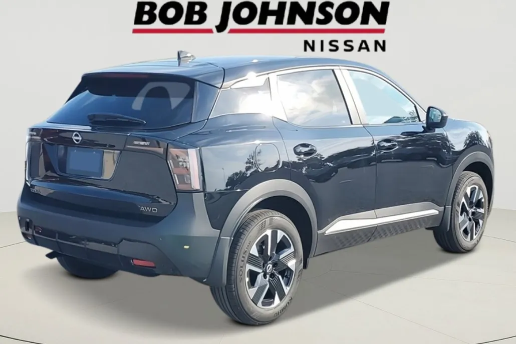 2026 Nissan Kicks SV photo 1
