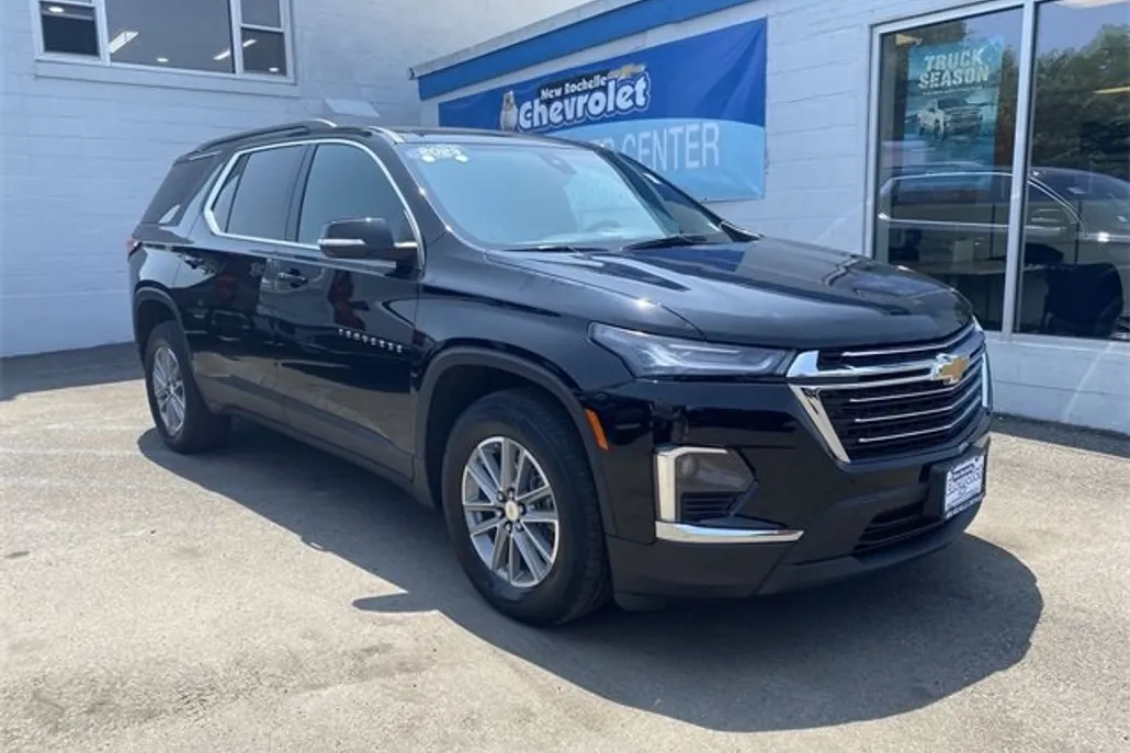 2023 Chevrolet Traverse photo 1