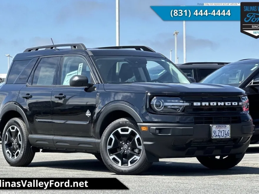 2024 Ford Bronco Sport Outer Banks photo 1