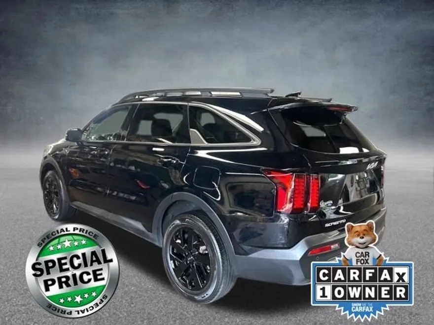2023 Kia Sorento X-Line S photo 1