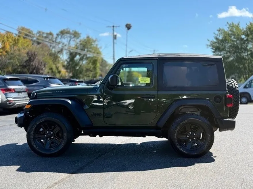 2021 Jeep Wrangler Willys photo 1