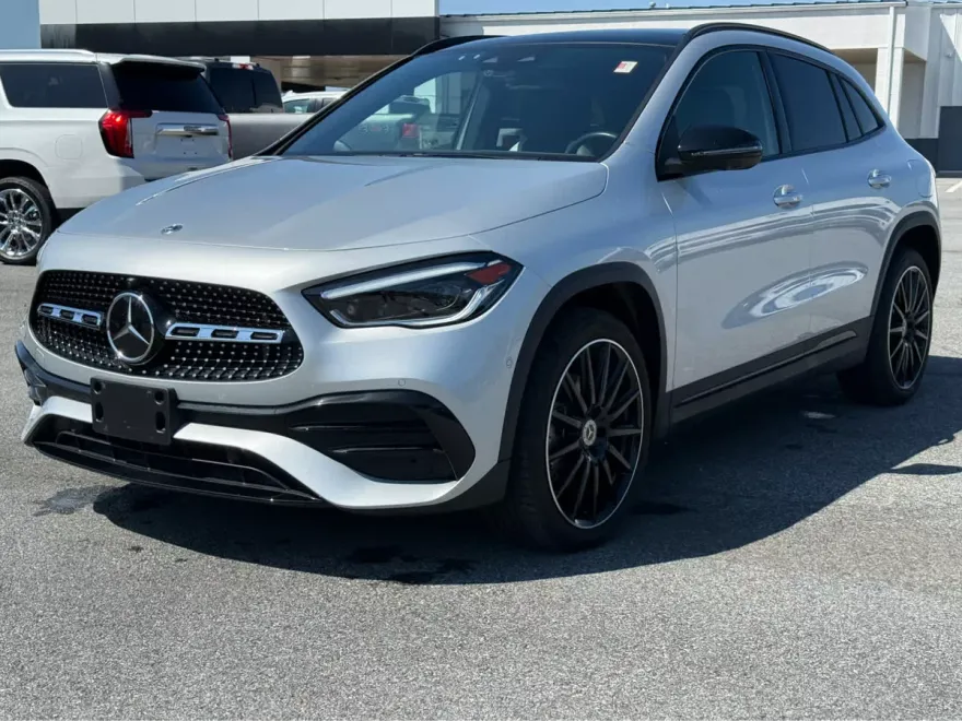 2023 Mercedes Benz GLA 250 4MATIC photo 1