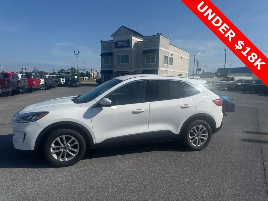2021 Ford Escape SE photo 1