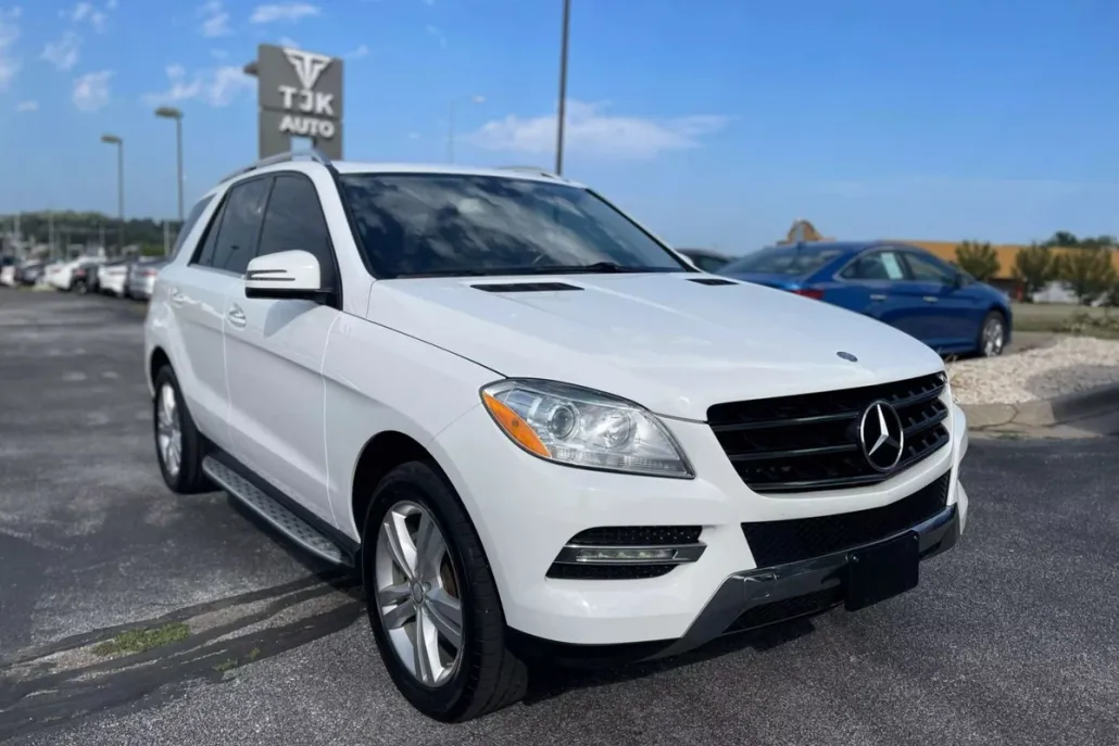 2015 Mercedes Benz ML 350 4MATIC photo 1