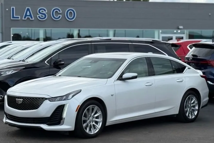 2020 Cadillac CT5 Luxury photo 1
