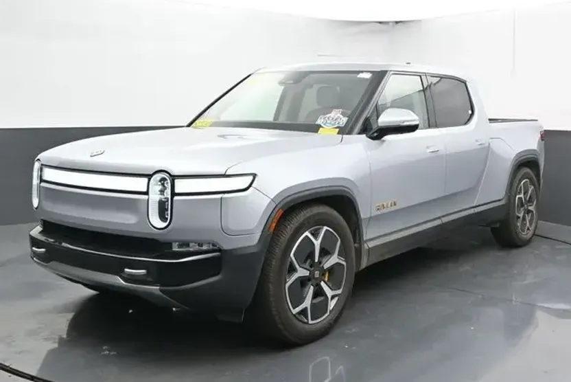 2022 Rivian R1T Adventure photo 1