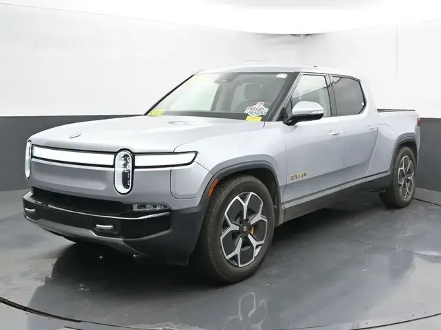 2022 Rivian R1T Adventure photo 1