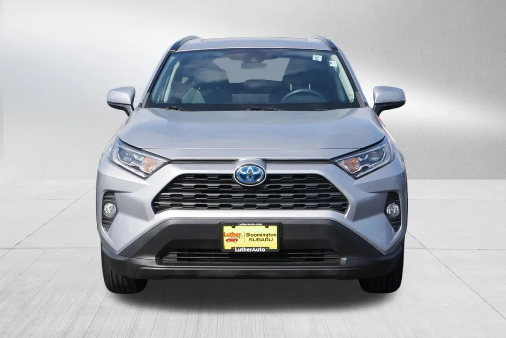 2021 Toyota RAV4 Hybrid XLE photo 1
