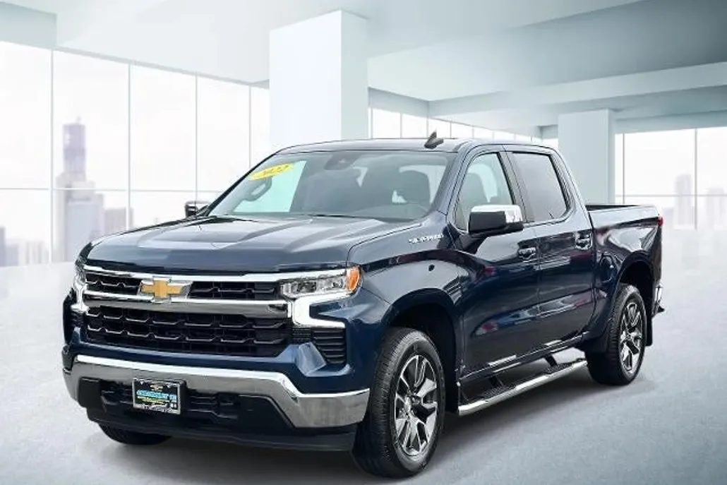 2022 Chevrolet Silverado 1500 LT photo 1