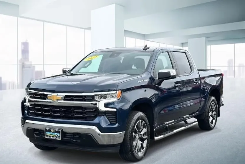 2022 Chevrolet Silverado 1500 LT photo 1