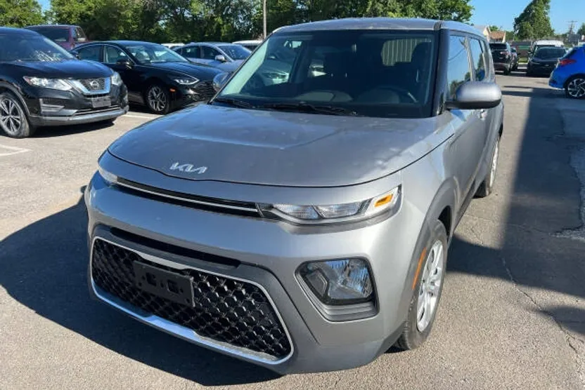 2022 Kia Soul LX S X-Line photo 1