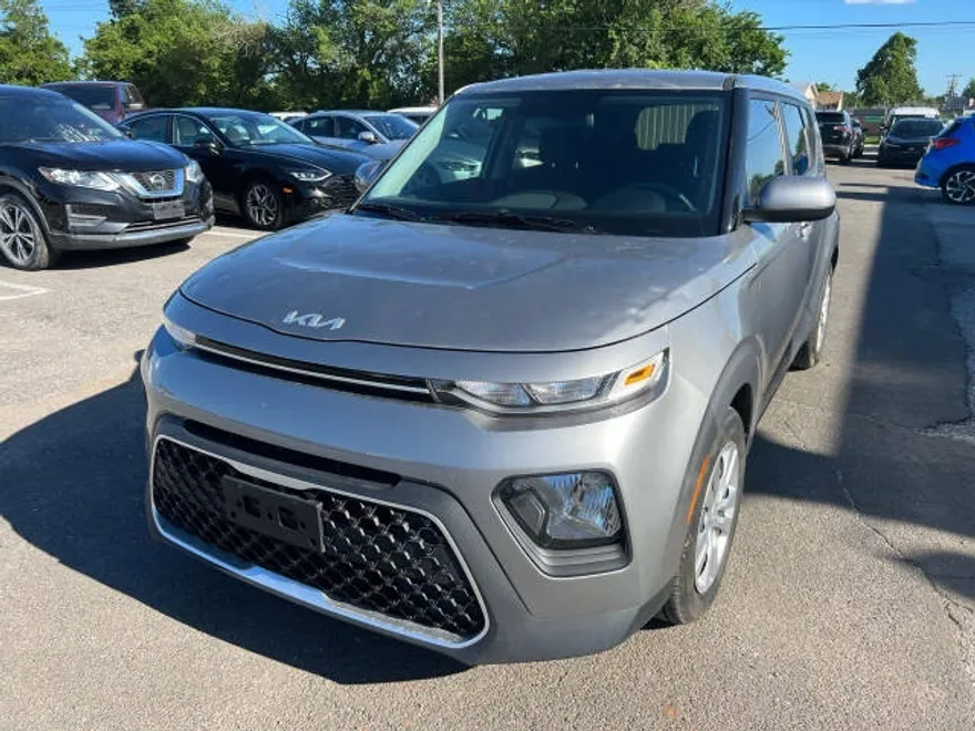 2022 Kia Soul LX S X-Line photo 1