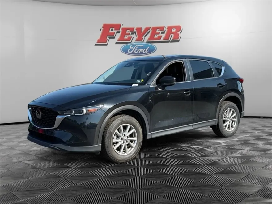 2023 Mazda CX-5 2.5 S Preferred photo 1