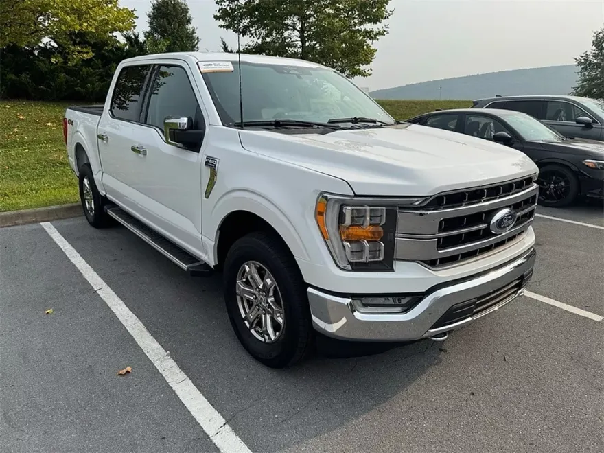 2023 Ford F-150 Lariat photo 1