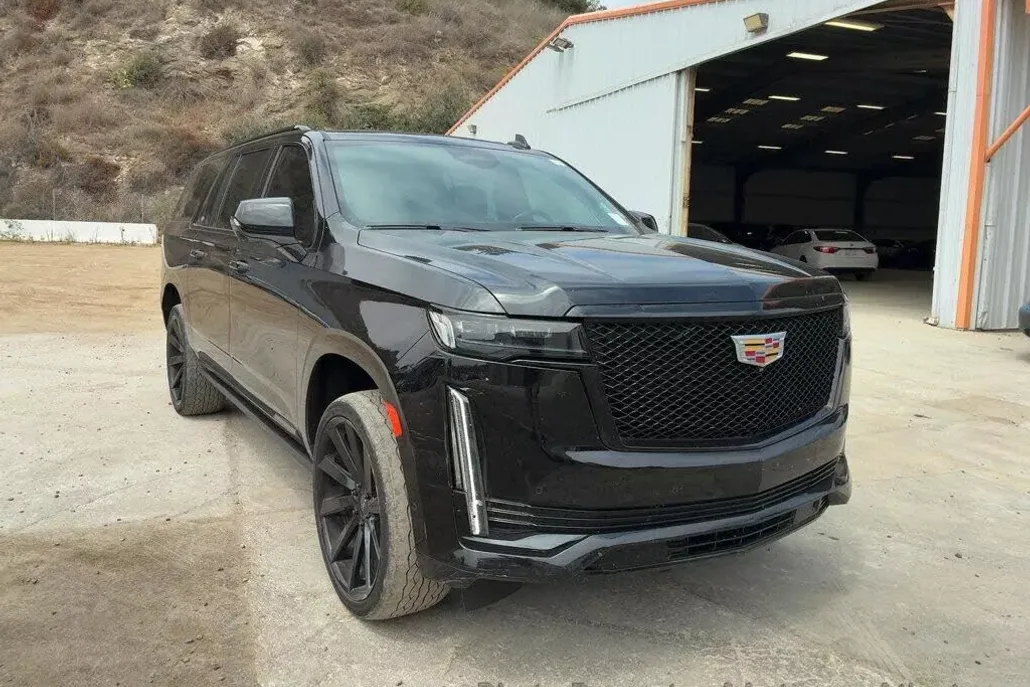 2021 Cadillac Escalade ESV Sport photo 1