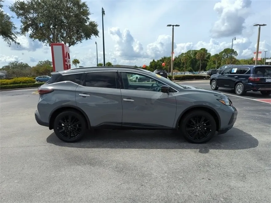2024 Nissan Murano SV photo 1