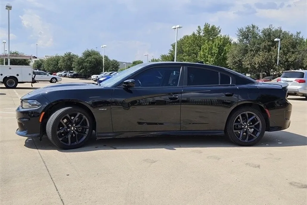 2019 Dodge Charger R/T photo 1