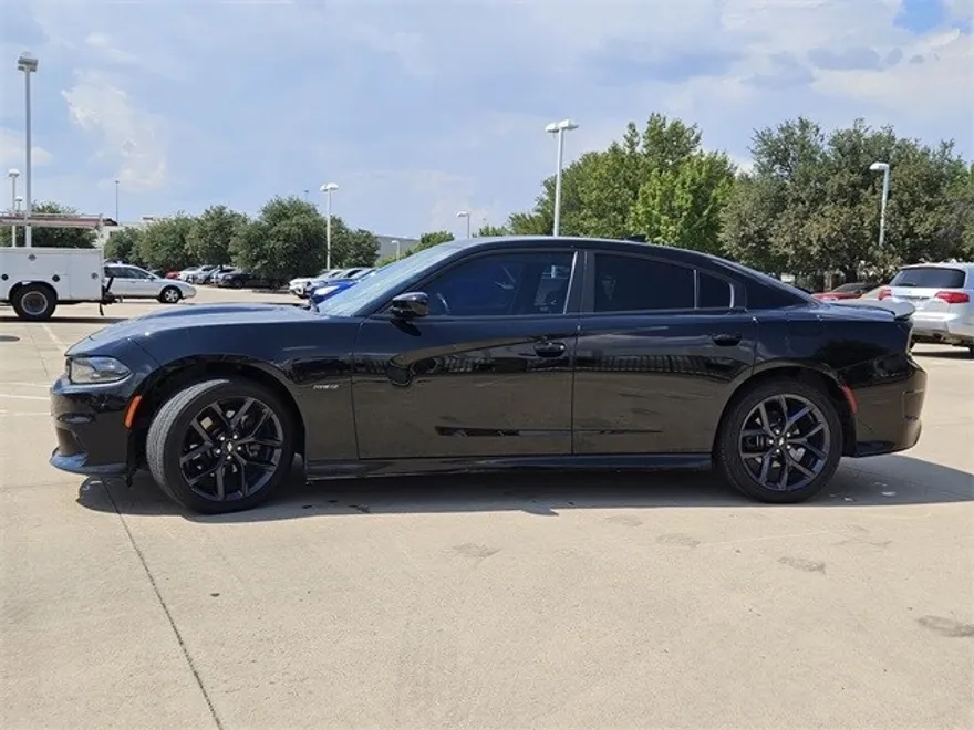 2019 Dodge Charger R/T photo 1