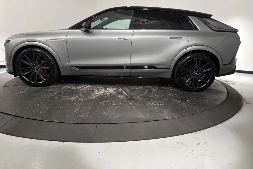 2026 Cadillac Lyriq photo 1
