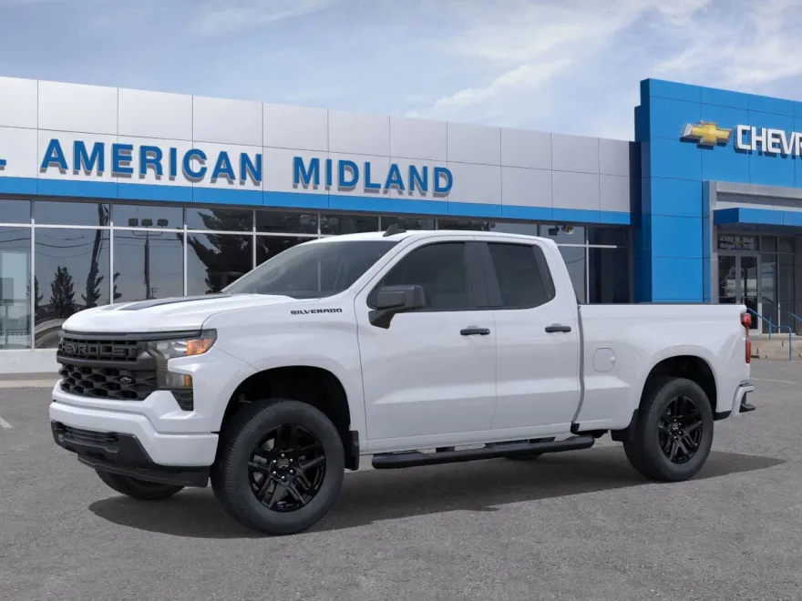 2026 Chevrolet Silverado 1500 Custom photo 1