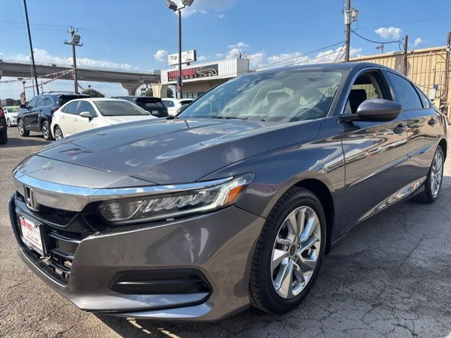 2018 Honda Accord LX photo 1