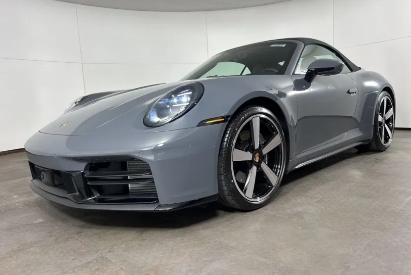 2026 Porsche 911 T photo 1