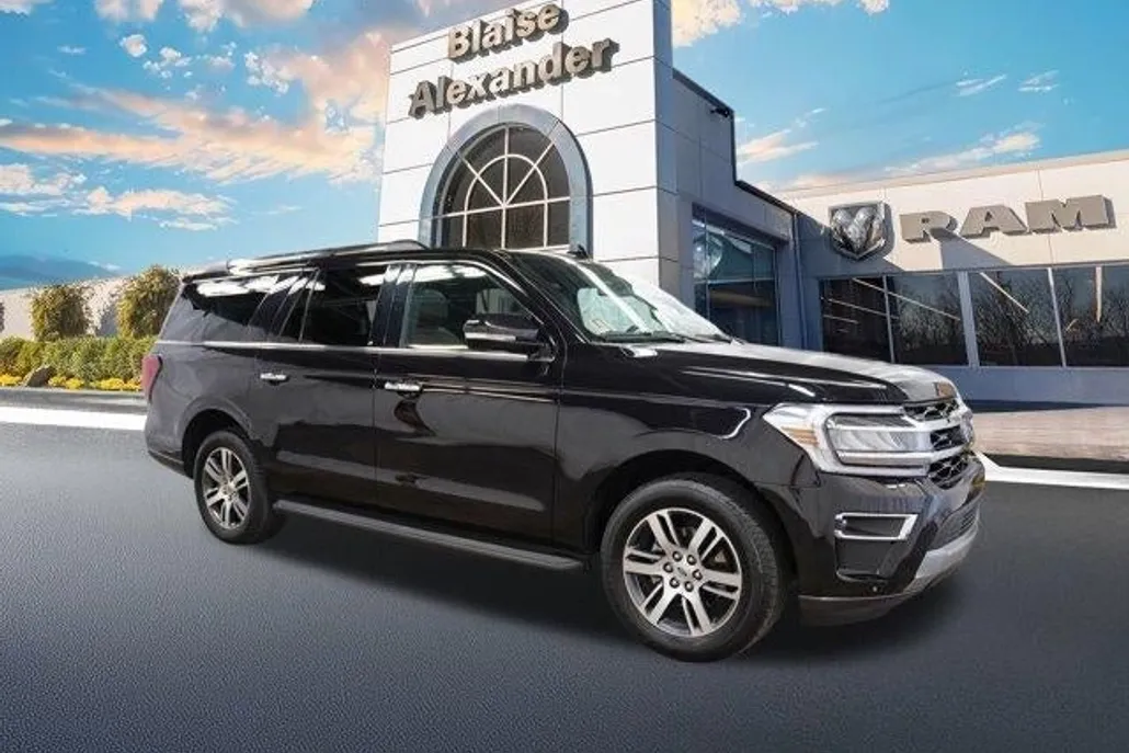 2024 Ford Expedition MAX Limited photo 1