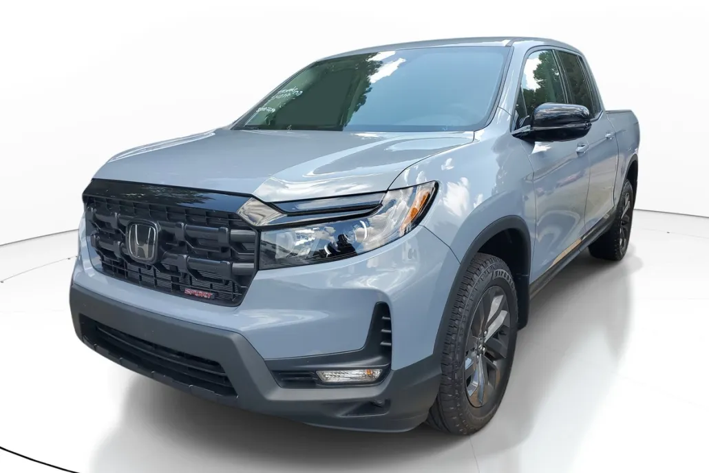 2025 Honda Ridgeline Sport photo 1