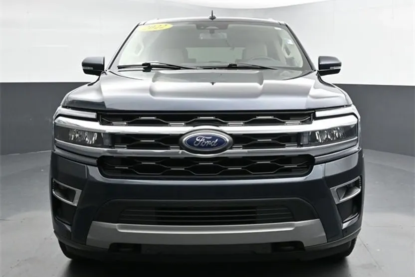 2022 Ford Expedition Limited photo 1