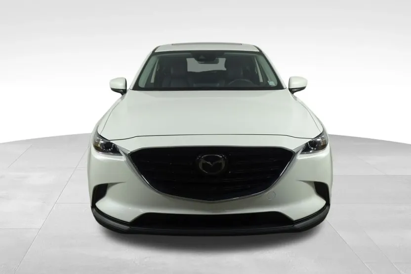 2023 Mazda CX-9 Touring photo 1
