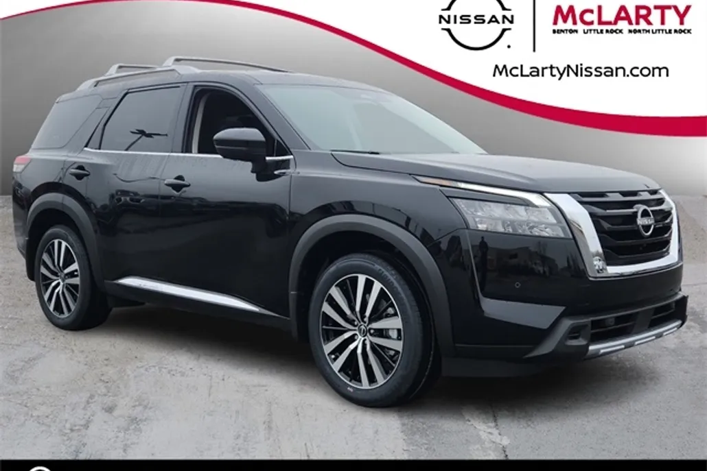 2025 Nissan Pathfinder Platinum photo 1