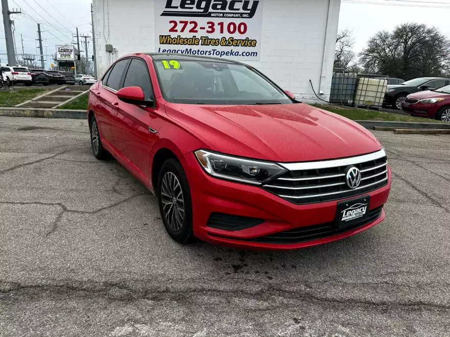 2019 Volkswagen Jetta SEL photo 1