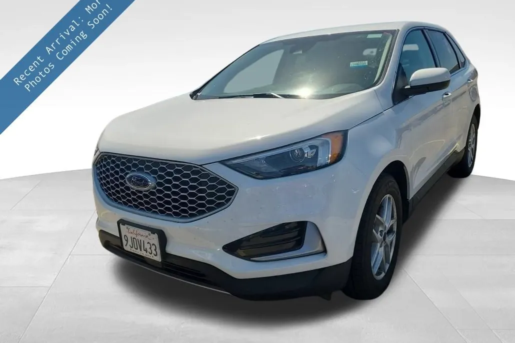 2024 Ford Edge SEL photo 1