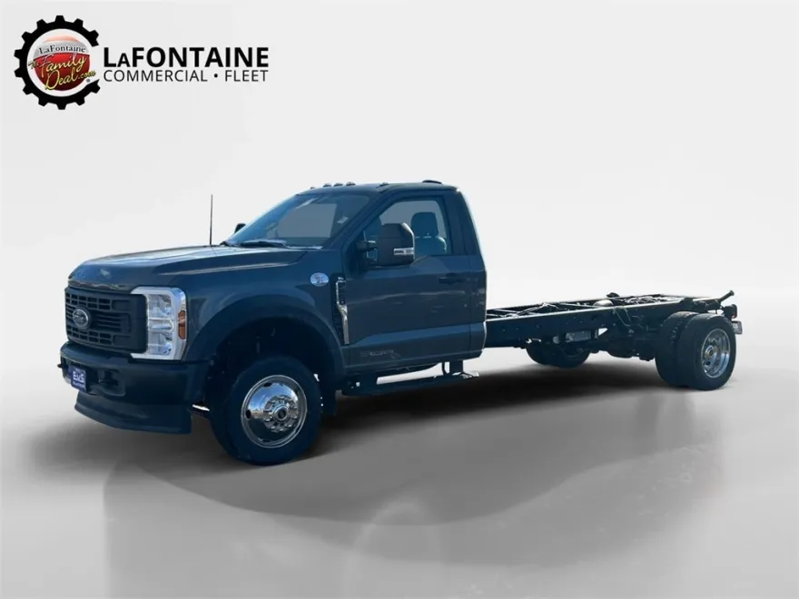 2024 Ford F-550 photo 1