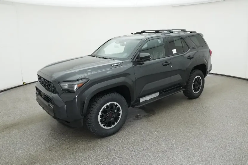2025 Toyota 4Runner TRD Off-Road photo 1