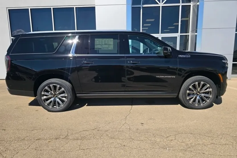 2026 Chevrolet Suburban High Country photo 1