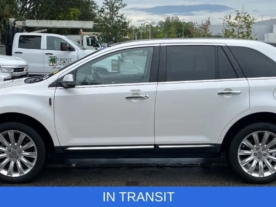 2013 Lincoln MKX Base photo 1