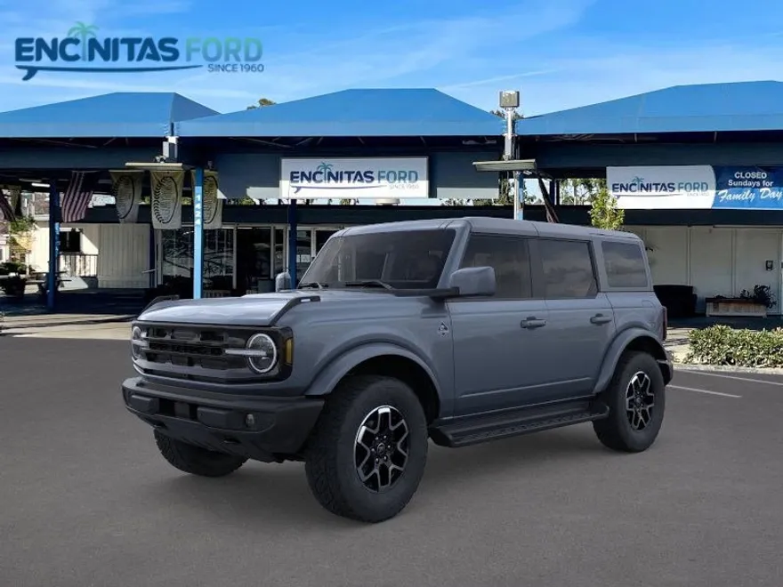 2025 Ford Bronco Outer Banks photo 1