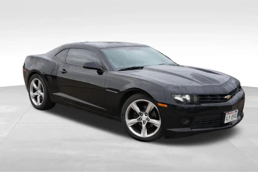 2015 Chevrolet Camaro photo 1