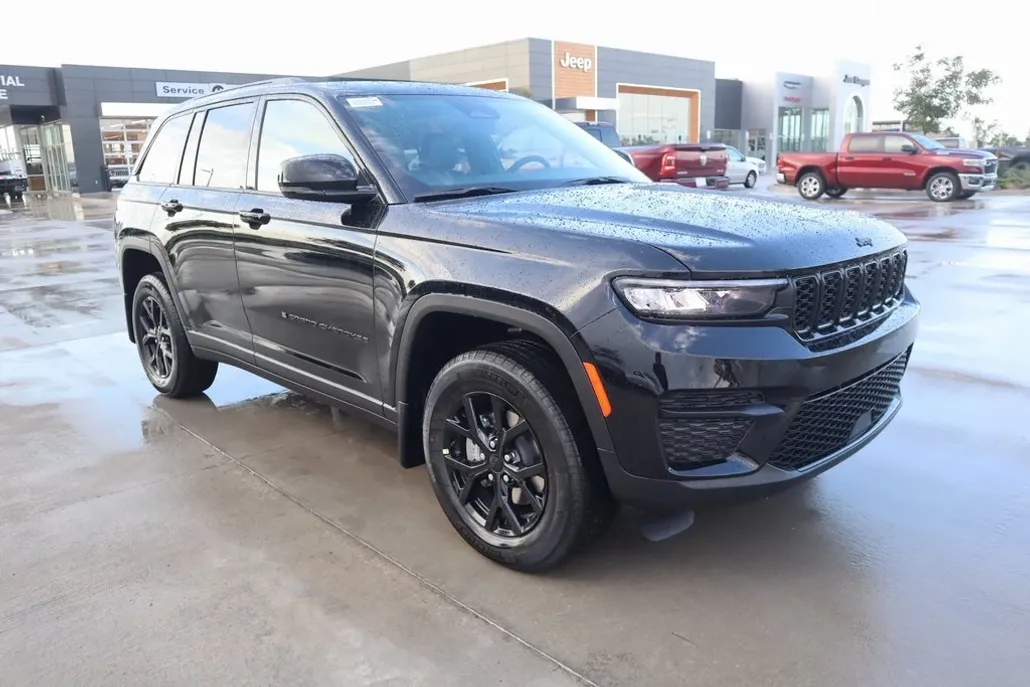 2025 Jeep Grand Cherokee Altitude X photo 1