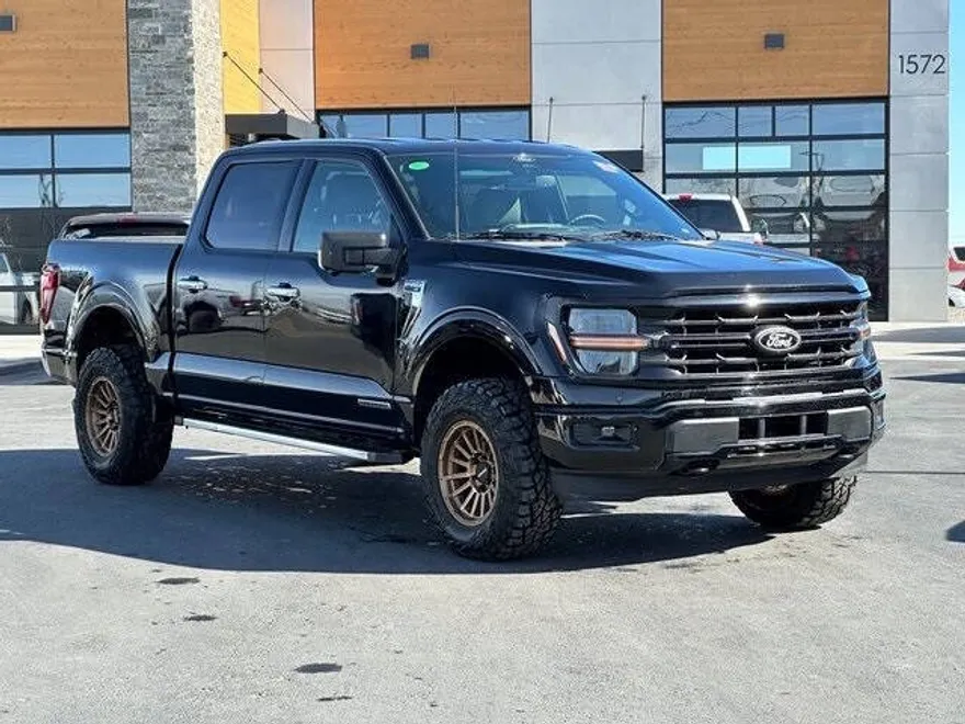 2024 Ford F-150 XLT photo 1
