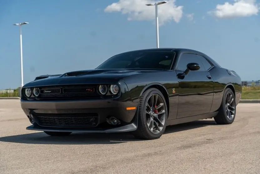 2021 Dodge Challenger R/T Scat Pack photo 1