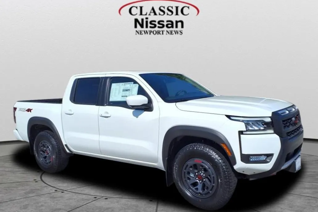 2025 Nissan Frontier Crew Cab PRO-4X photo 1