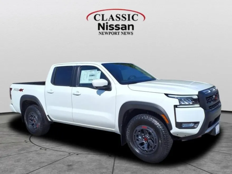 2025 Nissan Frontier Crew Cab PRO-4X photo 1
