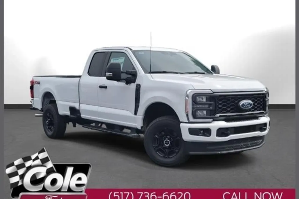 2025 Ford F-350 XL photo 1