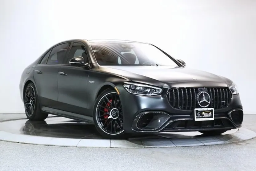 2024 Mercedes Benz S AMG 63 E PERFORMANCE photo 1
