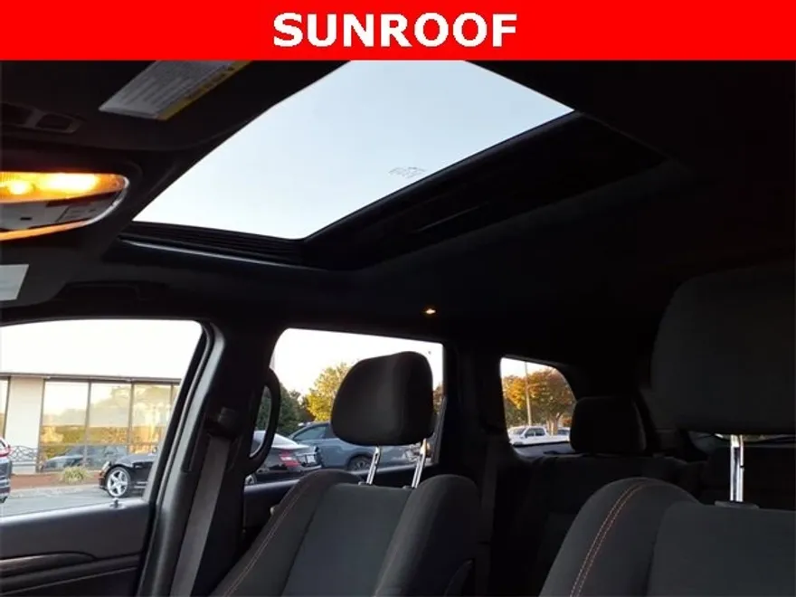 2016 Jeep Grand Cherokee Laredo photo 1