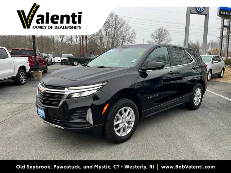 2022 Chevrolet Equinox LT photo 1