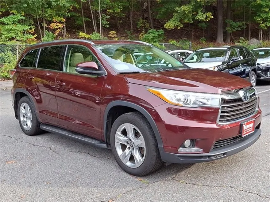 2016 Toyota Highlander Limited photo 1